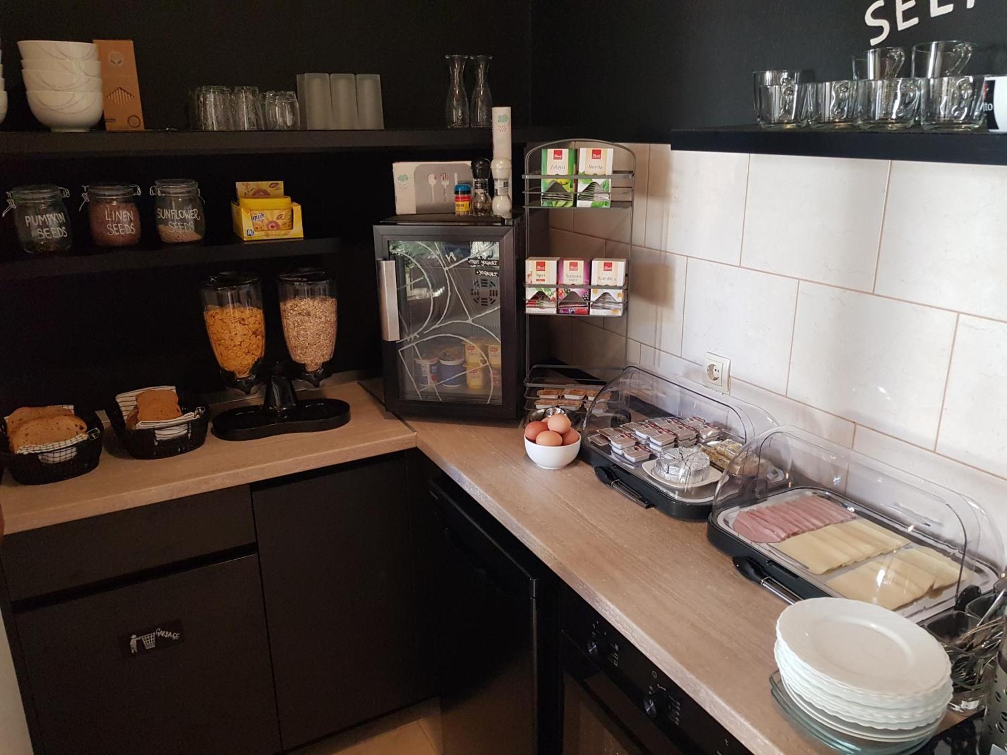 Bed & Breakfast Huljic Хвар Екстер'єр фото