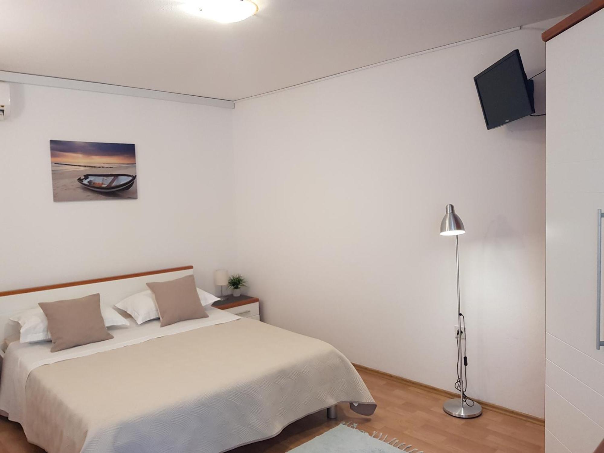 Bed & Breakfast Huljic Хвар Екстер'єр фото